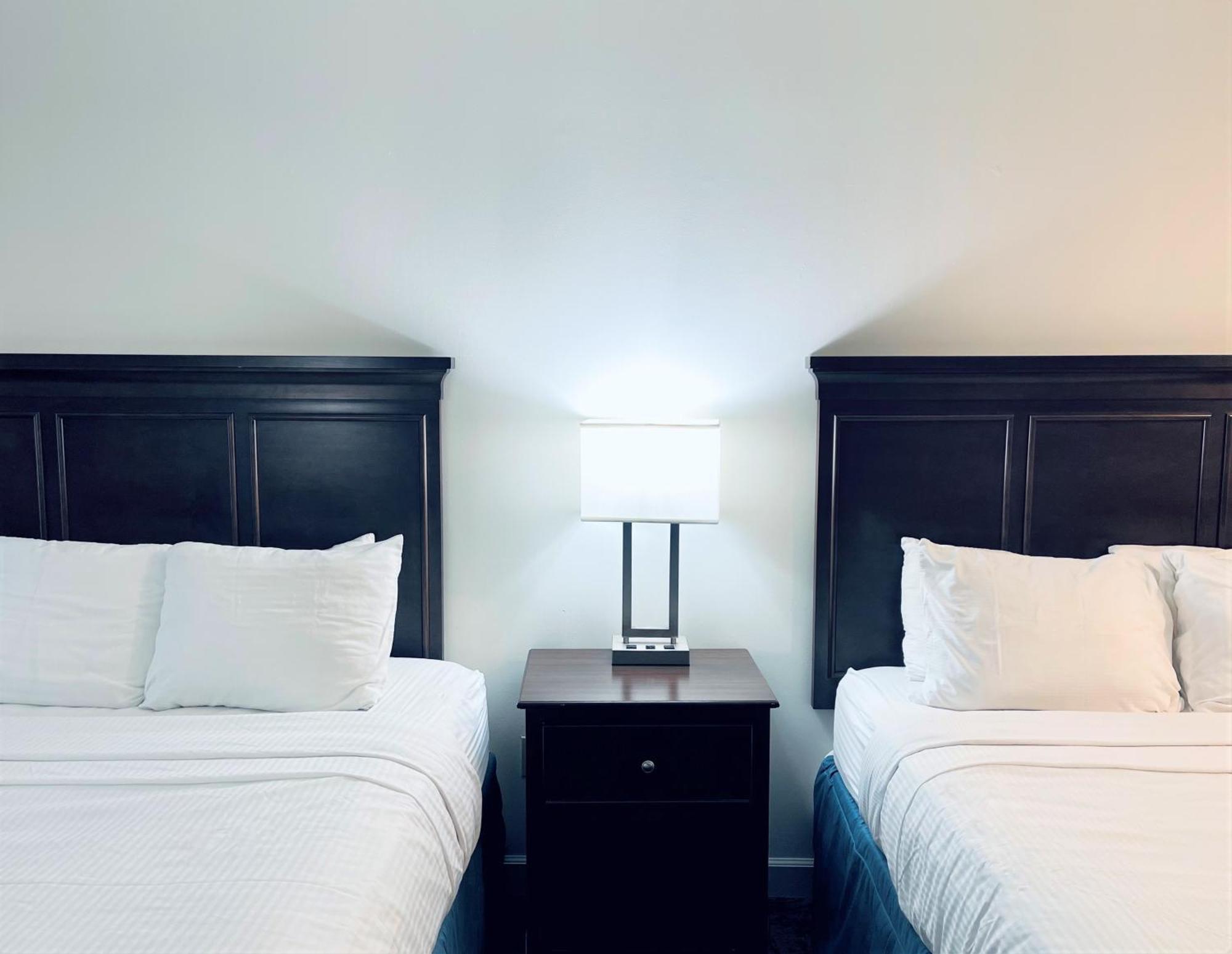 University Park Inn & Suites Davis Eksteriør billede
