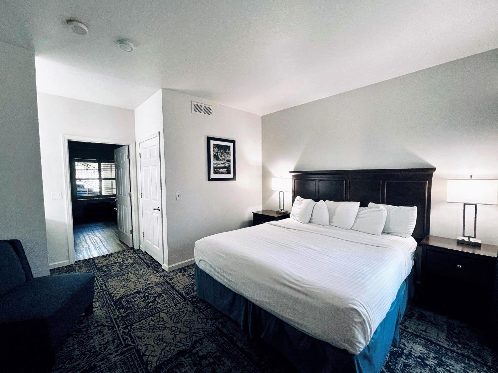 University Park Inn & Suites Davis Eksteriør billede